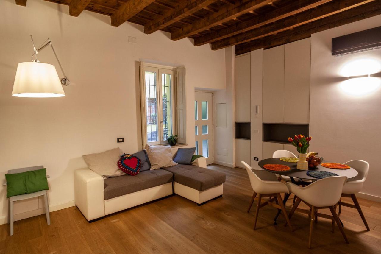 Apartamento Corso Venezia, In Corte Esclusiva Riservata! Milão