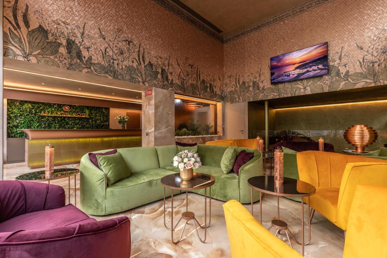 Ariston Hotel 4*
