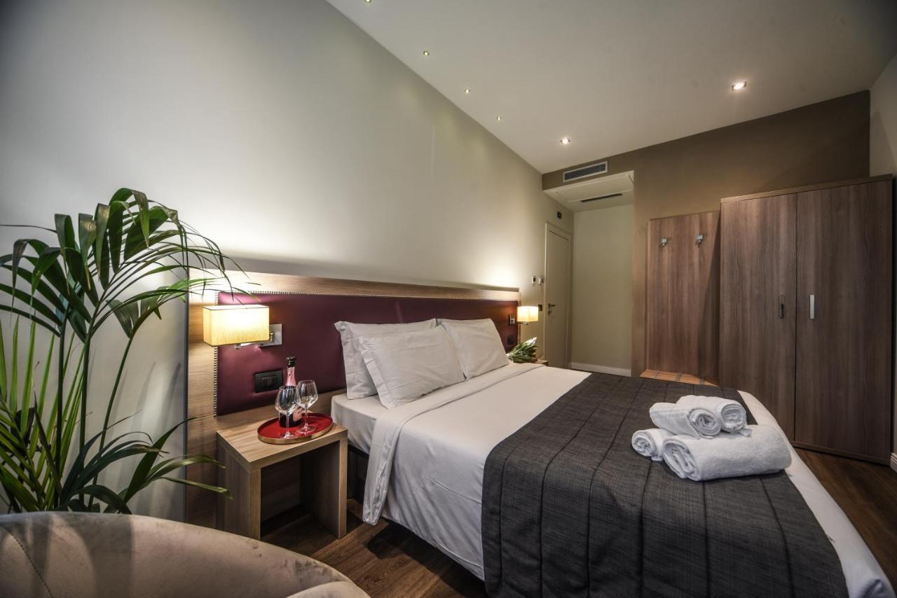 Hotel Zara 3*