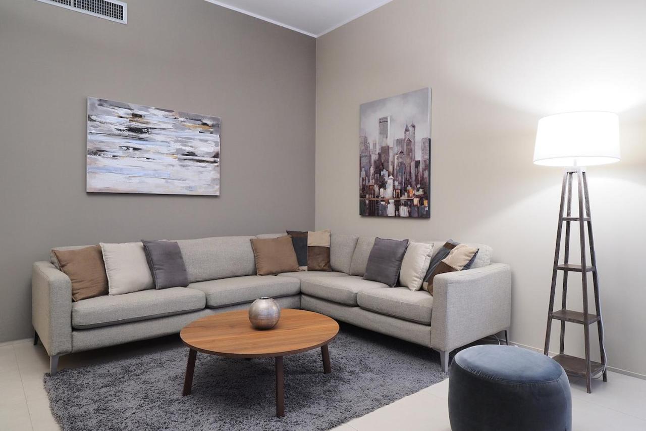 Contempora - Cavallotti 13 - B31 * Milan