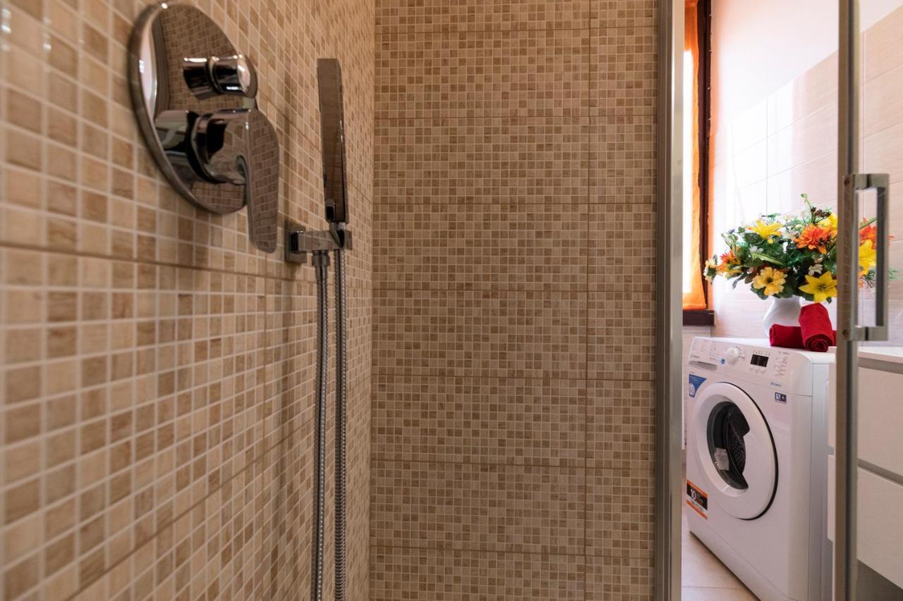 Bicocca - 2 Bedrooms Appartamento *