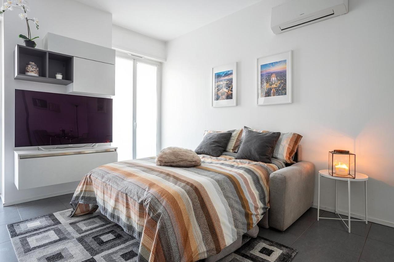 3 Bocconi Navigli * Milano