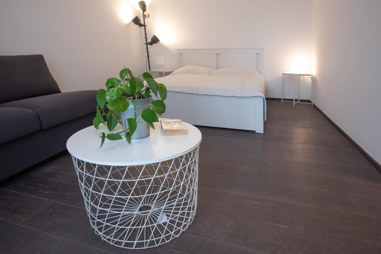 Apartment Art & Design On The Corner - Via Savona Milan