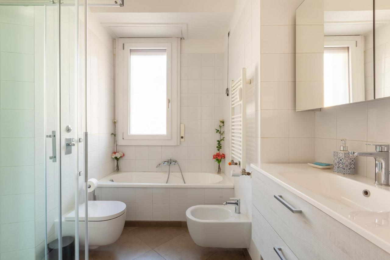 Luxury Center - Friuli 51 Master Guest Apartment Milan