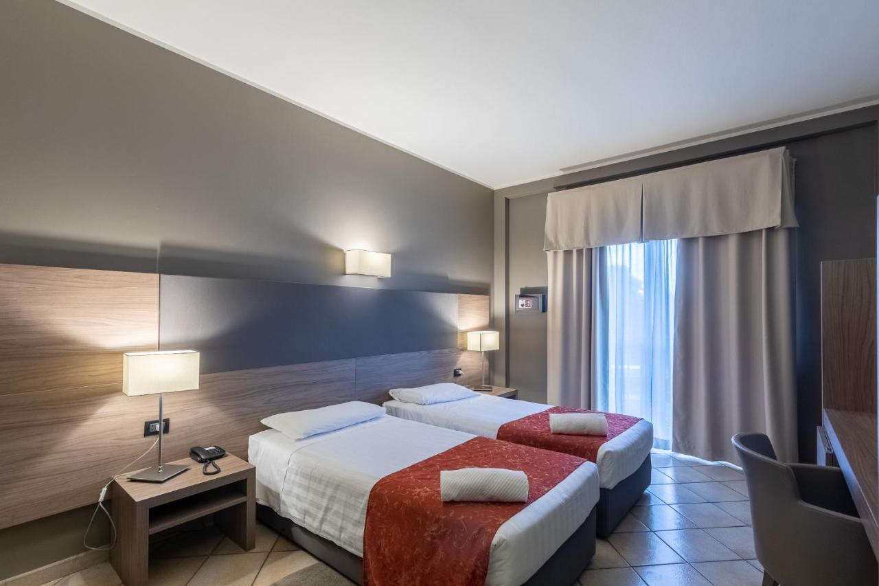 Sunflower Hotel Milan