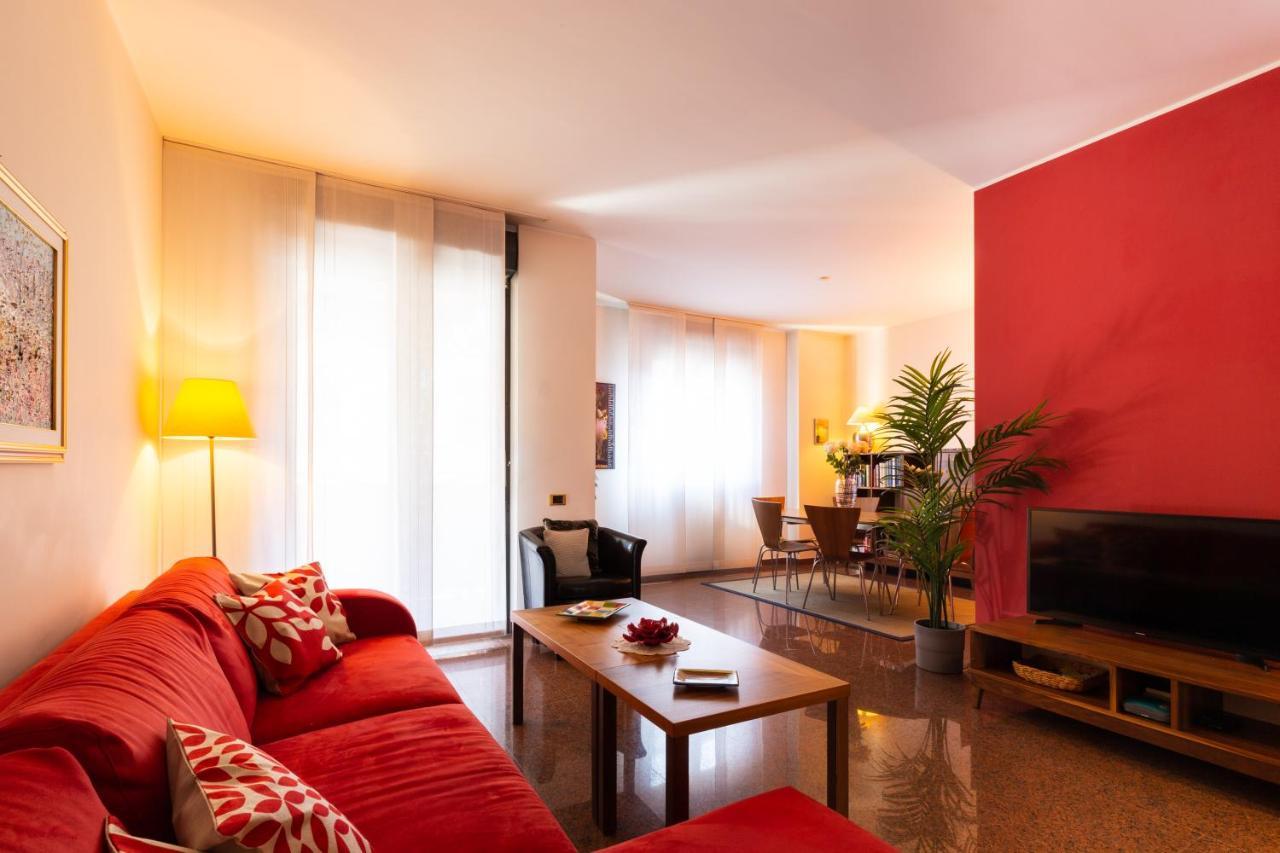 Fara Haus Deluxe - 2 Bedrooms Appartamento Milano