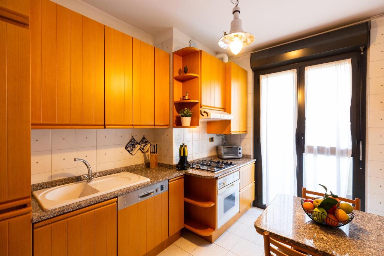 Appartamento Fara Haus Deluxe - 2 Bedrooms Milano