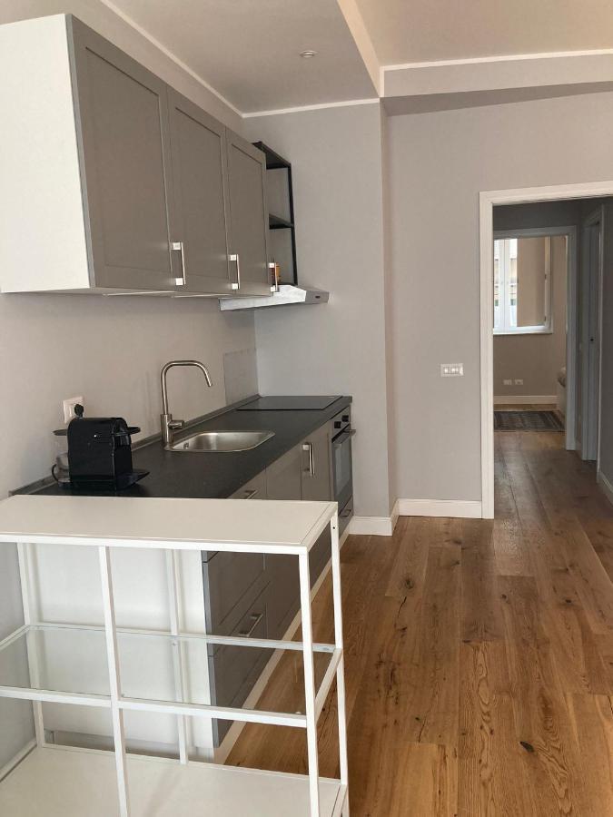 Life Apartment