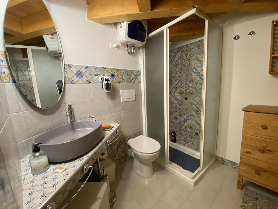 Open Space City Center Con Terrazzo E Due Bagni Milan