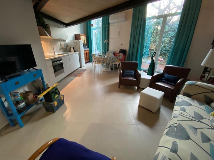 Open Space City Center Con Terrazzo E Due Bagni Apartment Milan