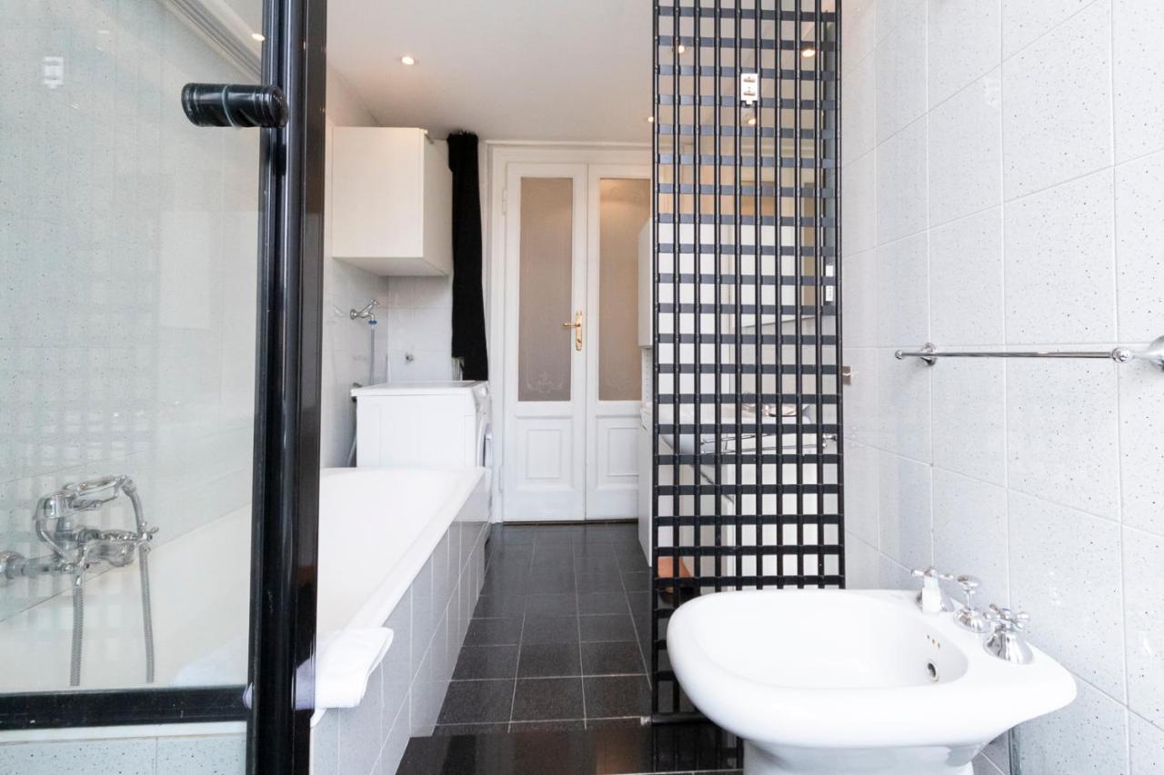 Washington Apartment *