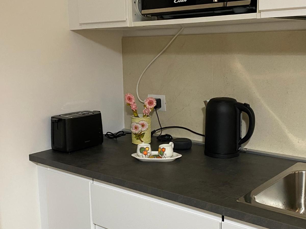 East Uptown High Tech Studio Apartment Milan