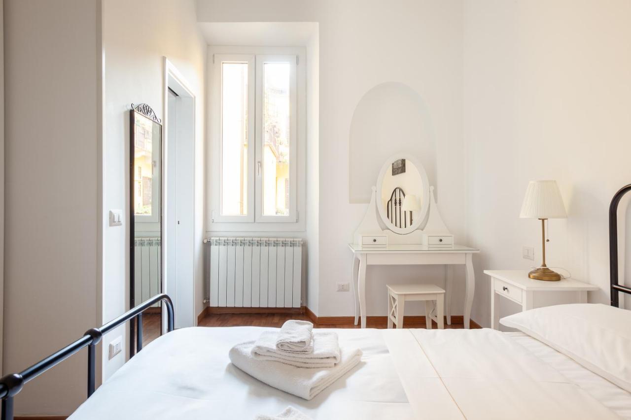 Renovated In Center - Commenda 21 * Milan