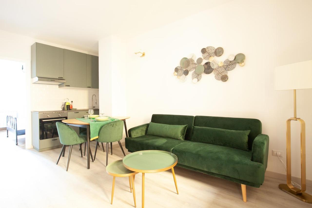 Renovated In Center - Commenda 21 Milan
