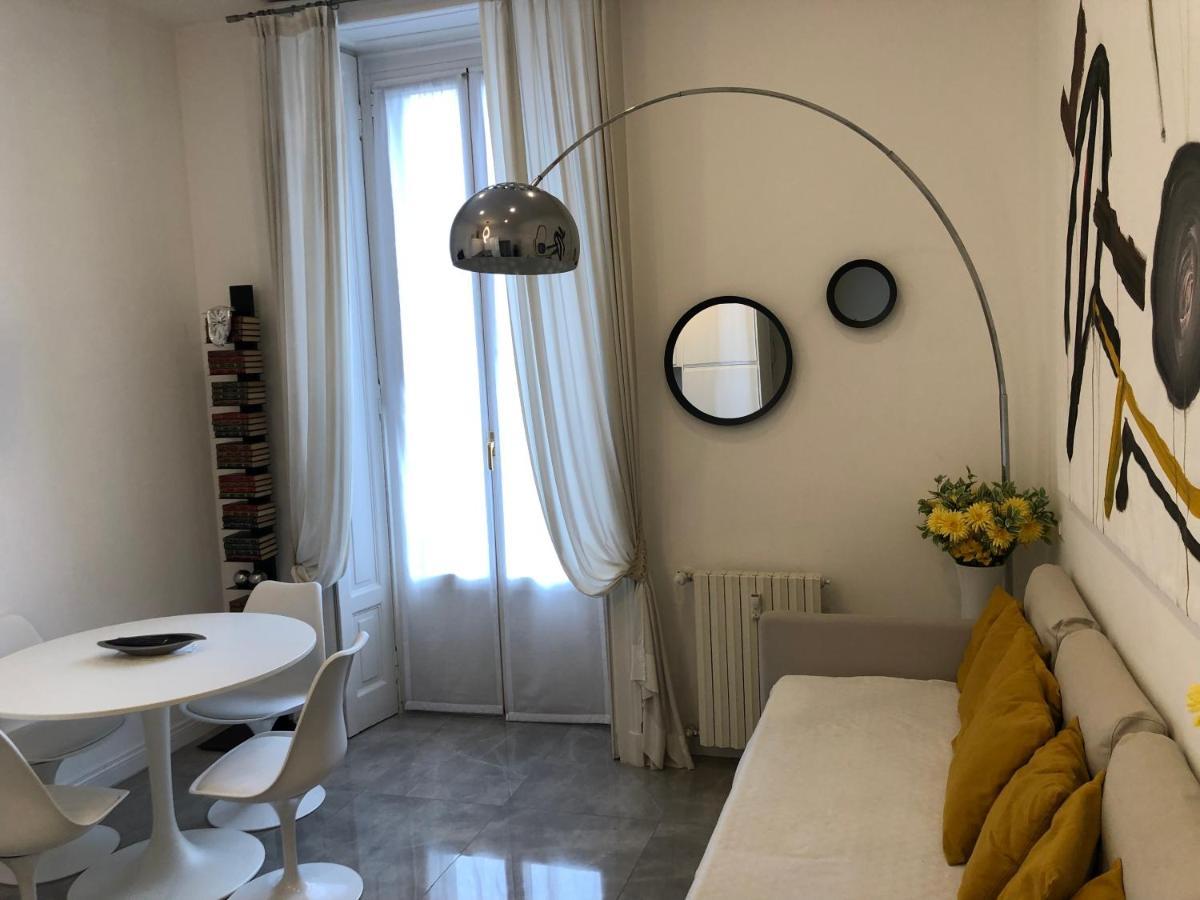 Casa Alberto Da Giussano, Elegante Bilocale In Centro Con Balcone Sul Parco Apartment Milan
