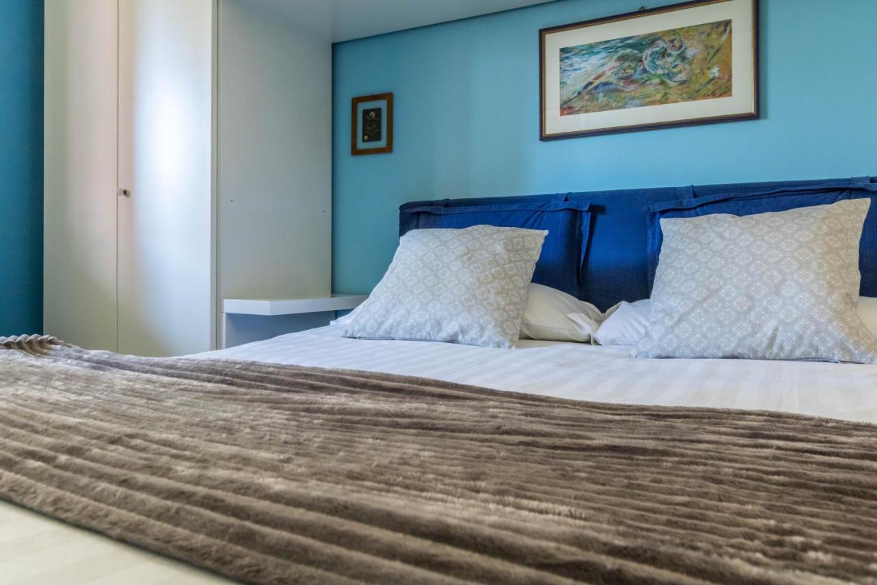 Altido Quiet Apt For 4 With Terrace Near Train Station Apartment Milan