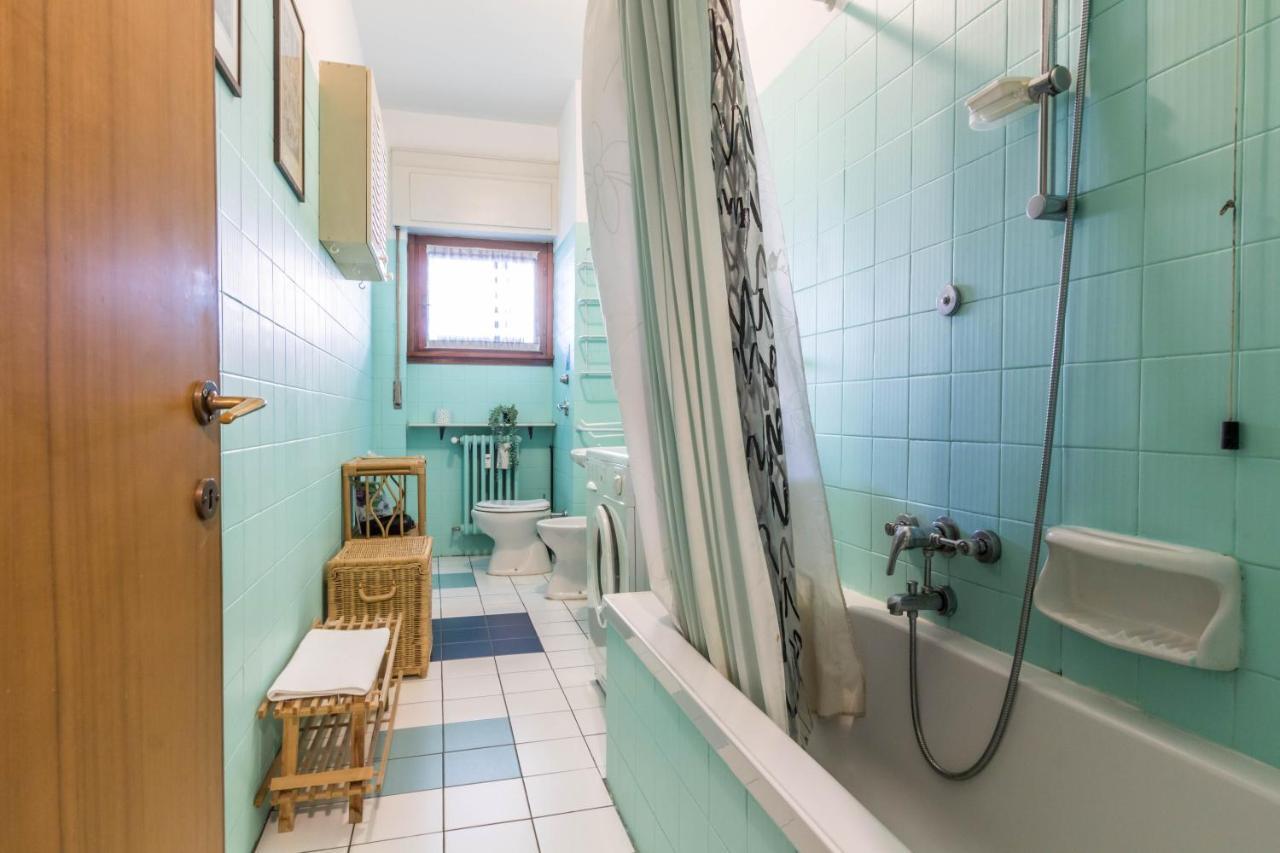 Altido Quiet Apt For 4 With Terrace Near Train Station Milão