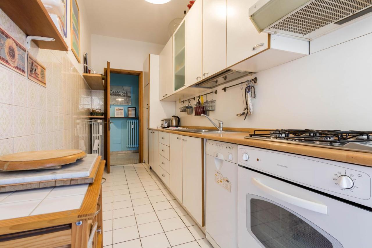 Altido Quiet Apt For 4 With Terrace Near Train Station * Milão