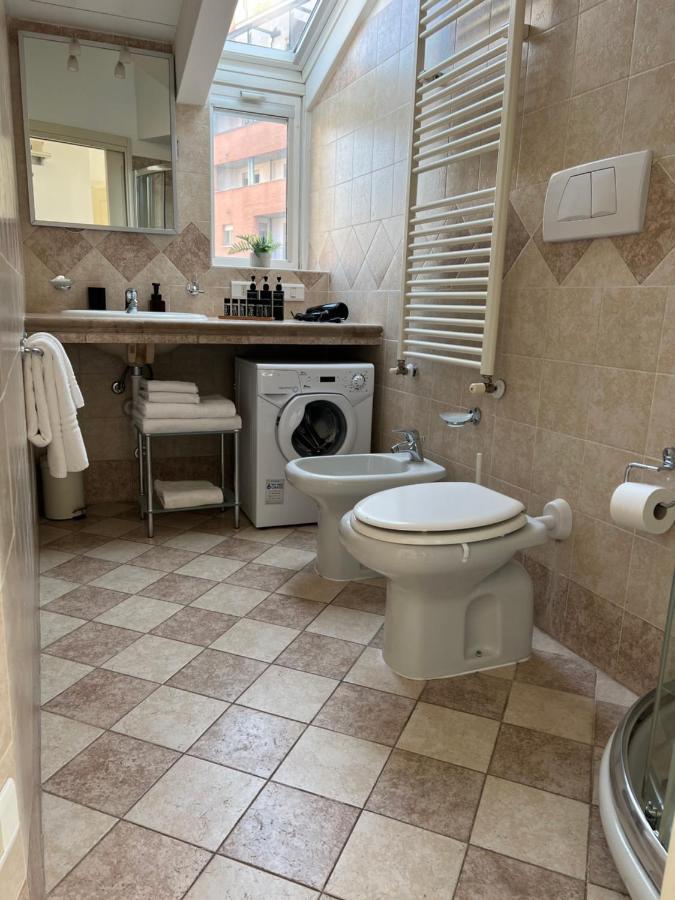Apartment Sunshine Raggio Di Sole Milan