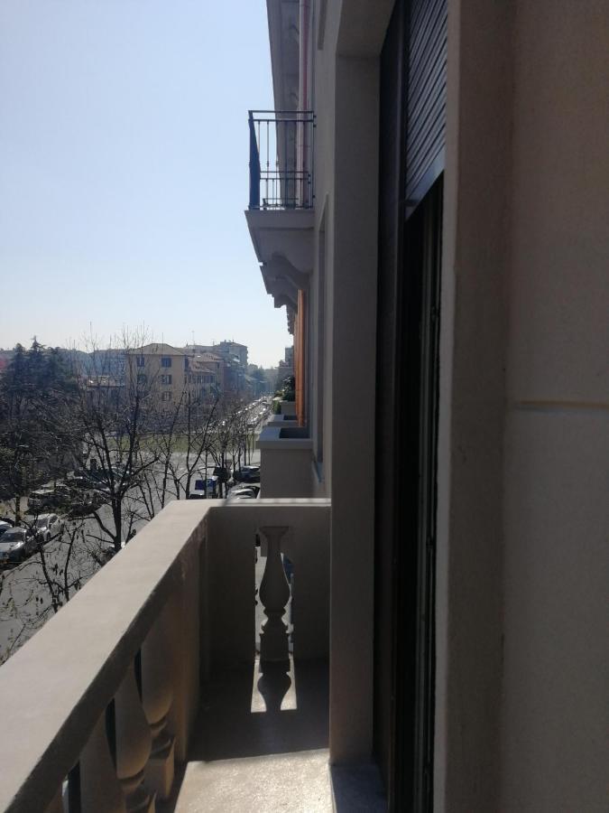 Hotel Gambara *