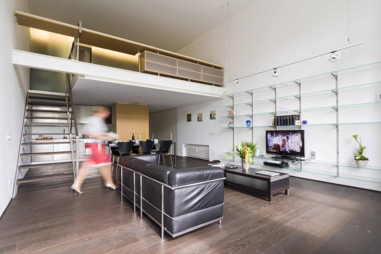 Contempora - Bertani 10 *