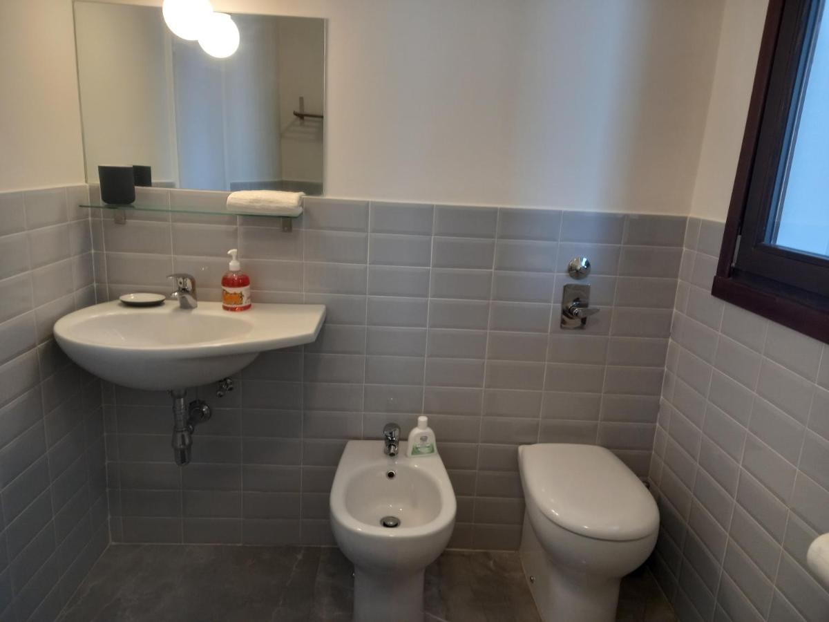 Home Suite Home - Super Attic Suite -With Free Parking - Zone Iulm & Naba & Navigli - Metro Subway Romolo * Milan
