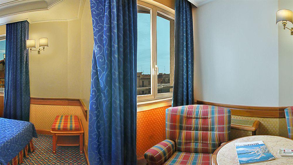 Hotel Capitol