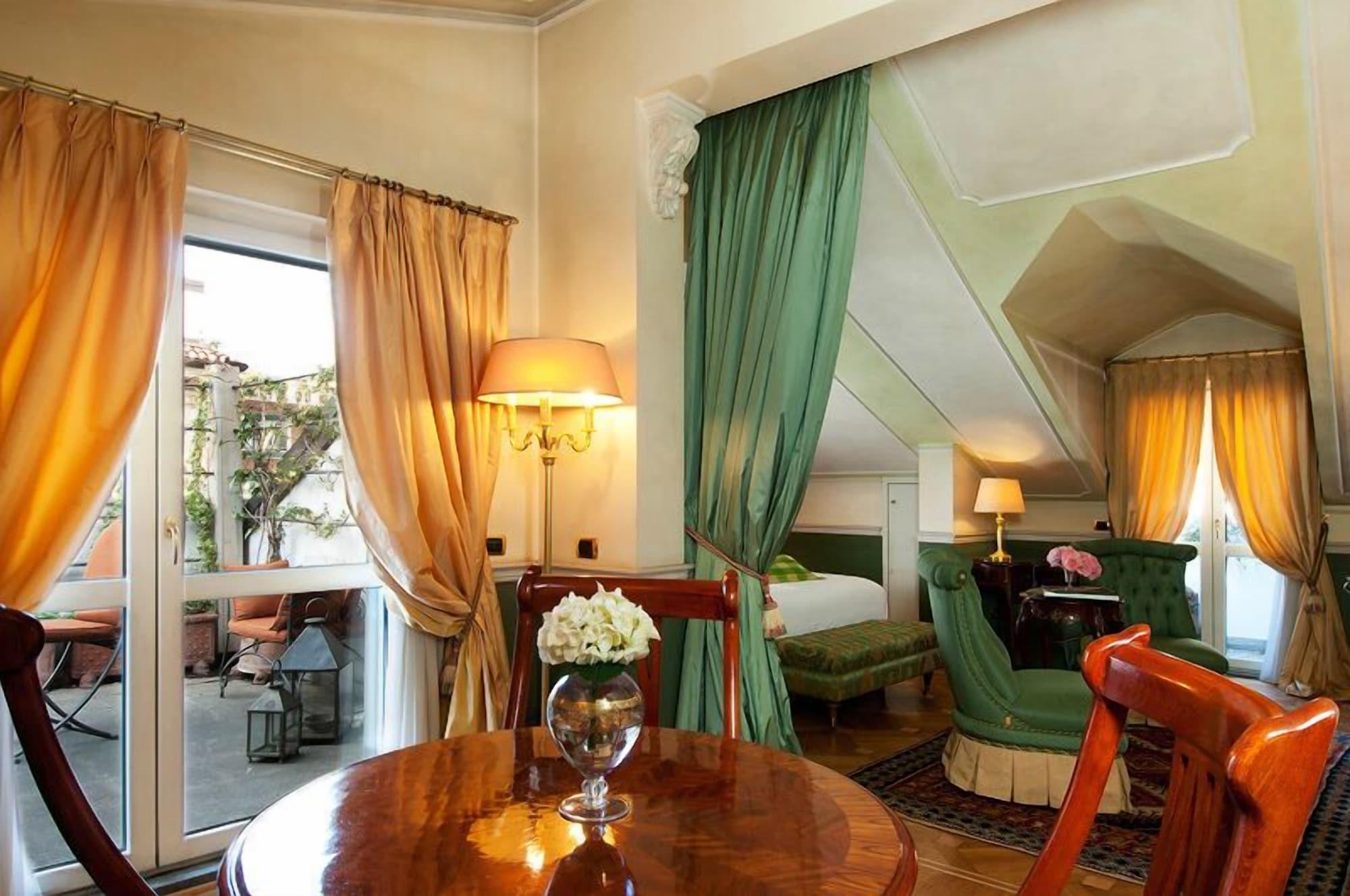 Hotel Petit Palais De Charme Milan