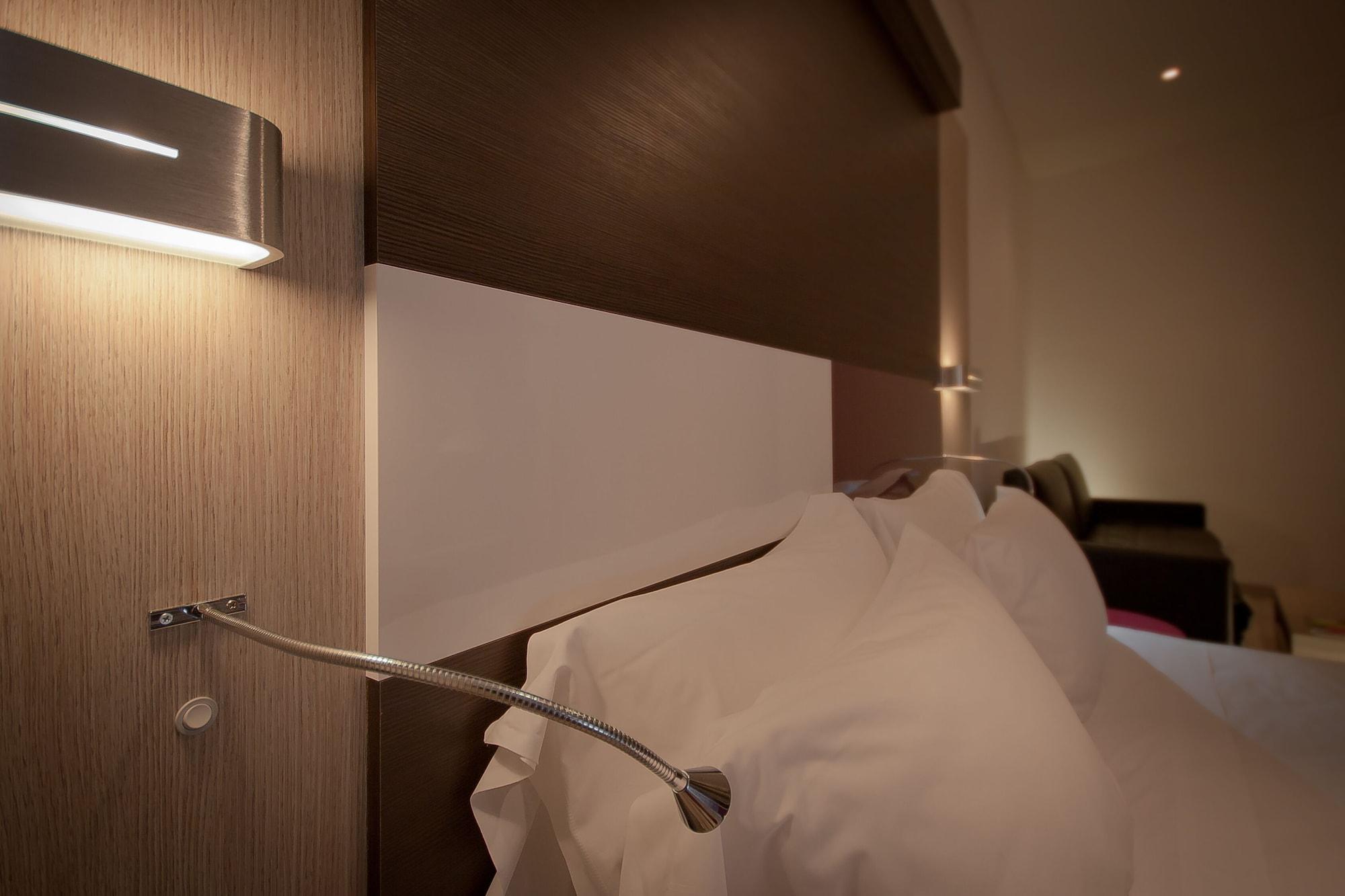 Genius Downtown 3* Milan