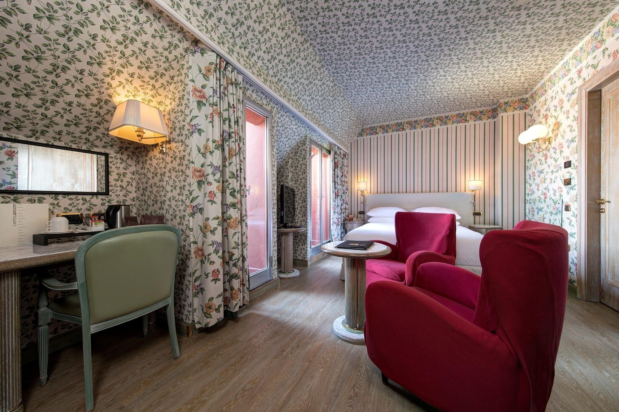 Capitol Hotel 4*