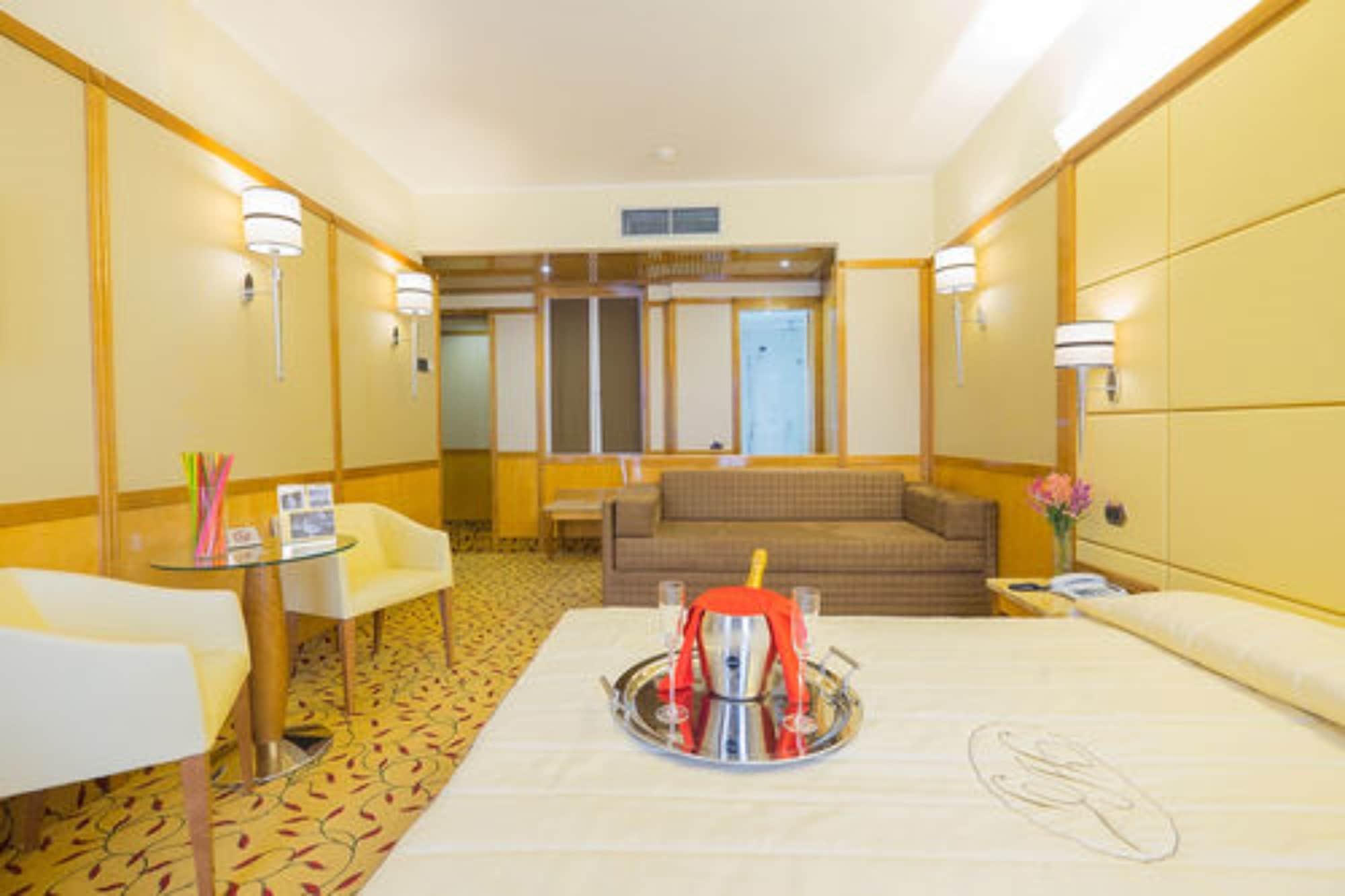 Teco Hotel 3*