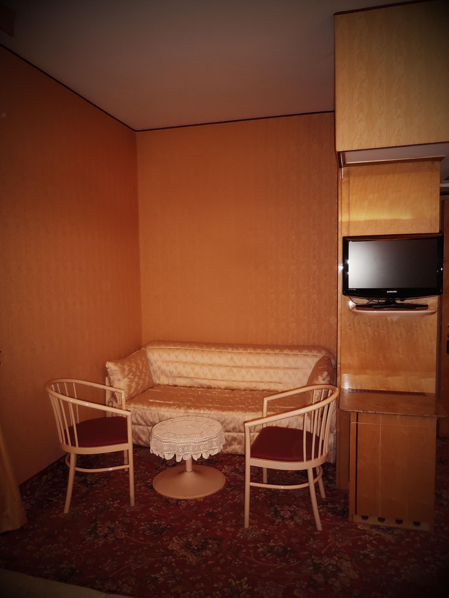 Roma 4* Cesano Boscone