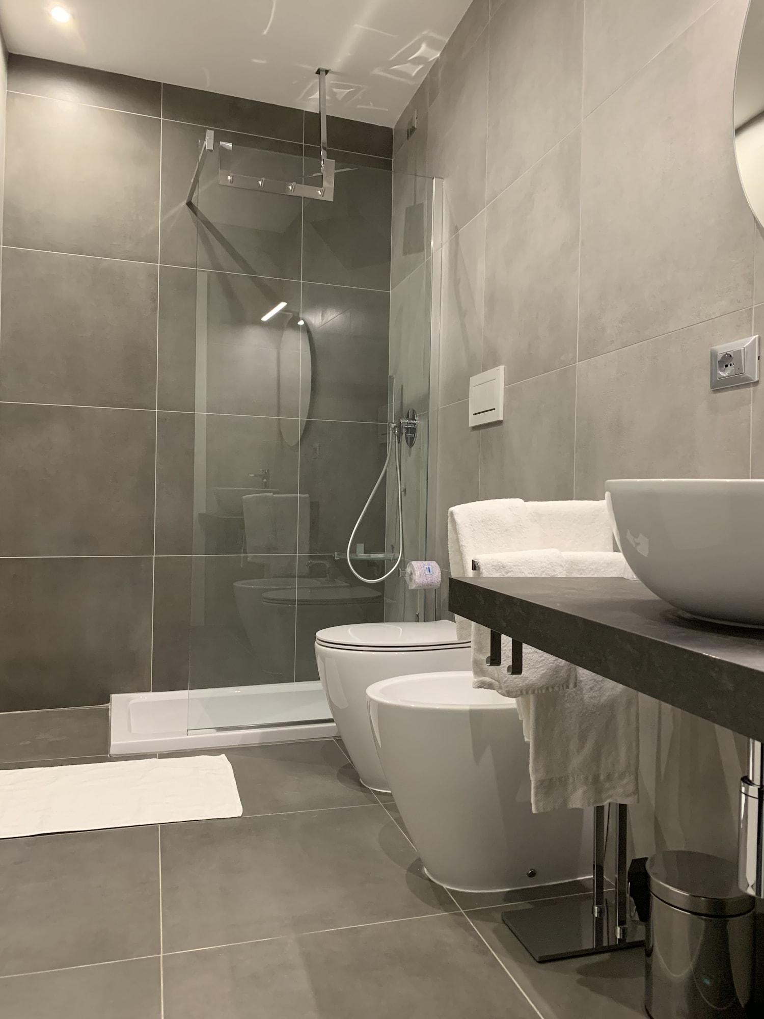 Aparthotel Bossi 2*