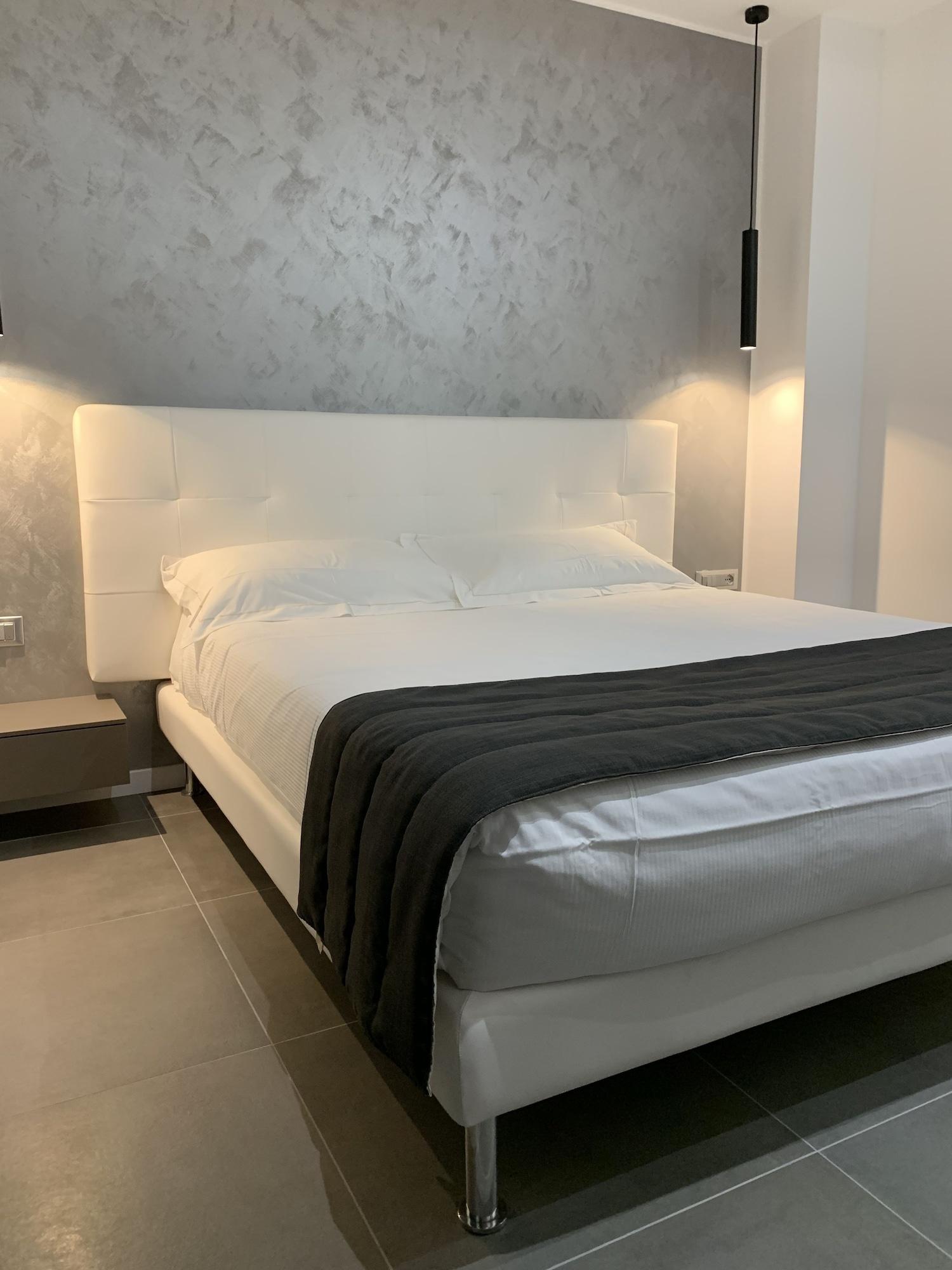 Bossi Aparthotel