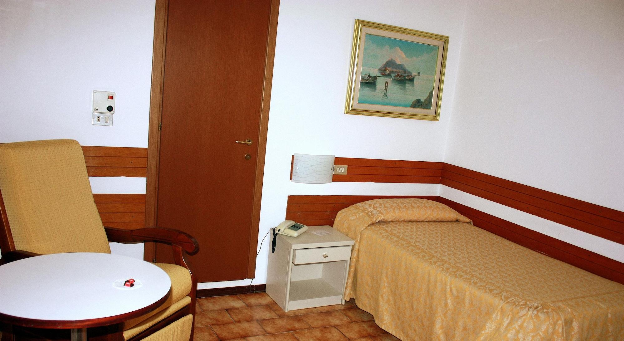 Hotel Piccolo Milão