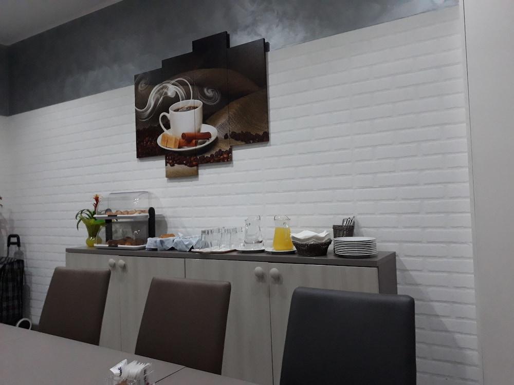 Salus Hotel