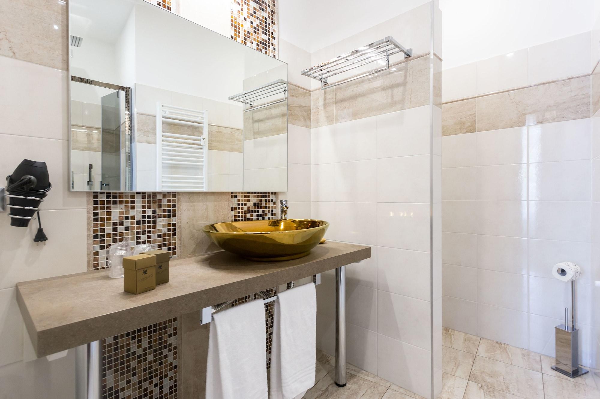 Durini Aparthotel 2*
