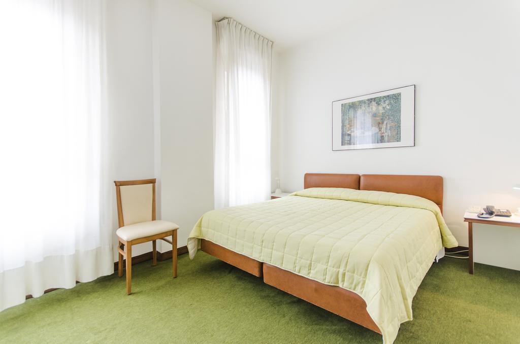 Molise 2 Hotel Milan