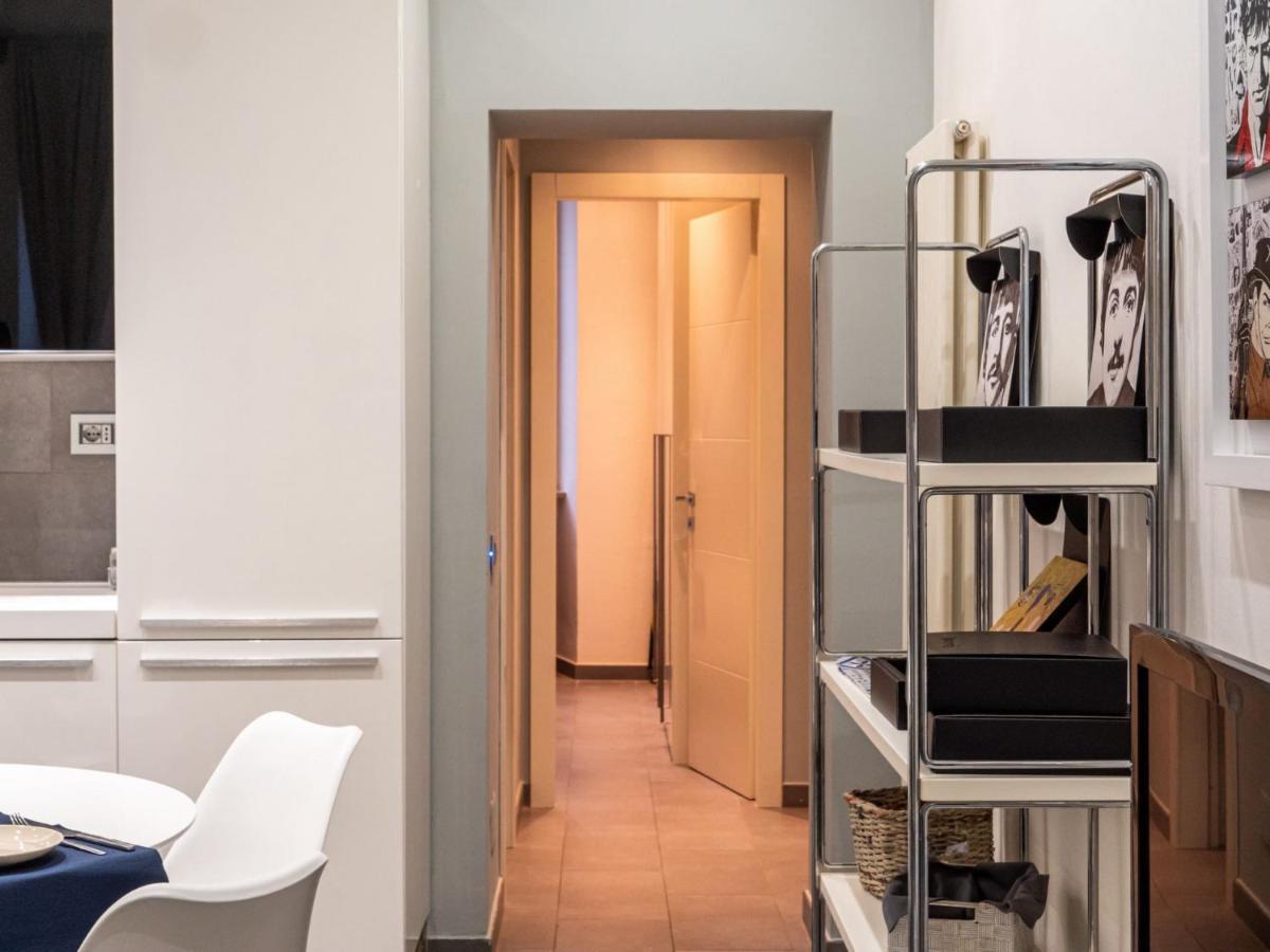 The Rent - One-bedroom In Cenisio District Apartment *