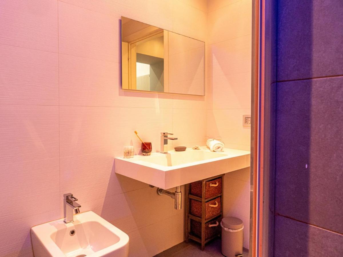 The Rent - One-bedroom In Cenisio District *