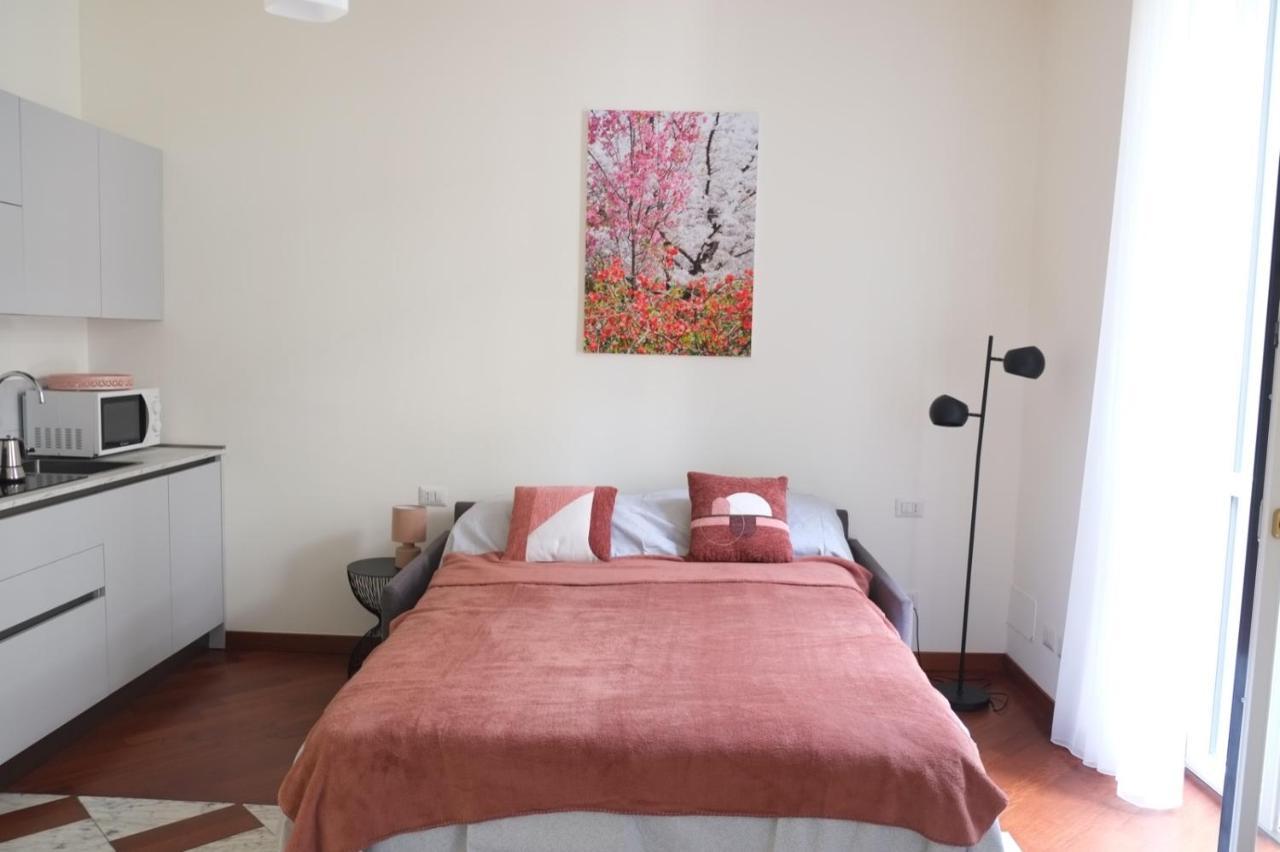 Piazza V Giornate Relax Studio Milan