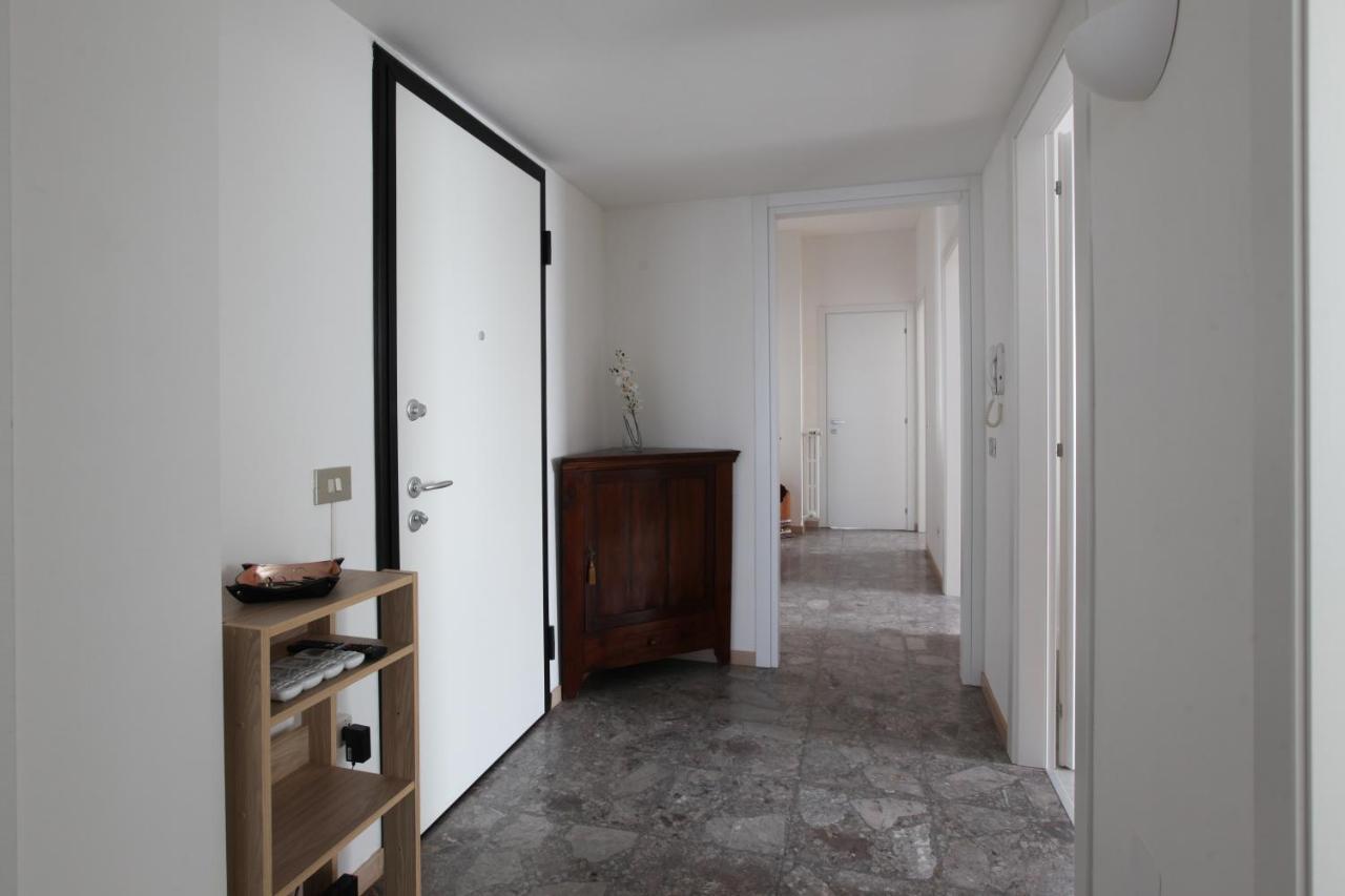 New Fashion District, 3 Bdrs - 30 Minutes From Linate With New Subway