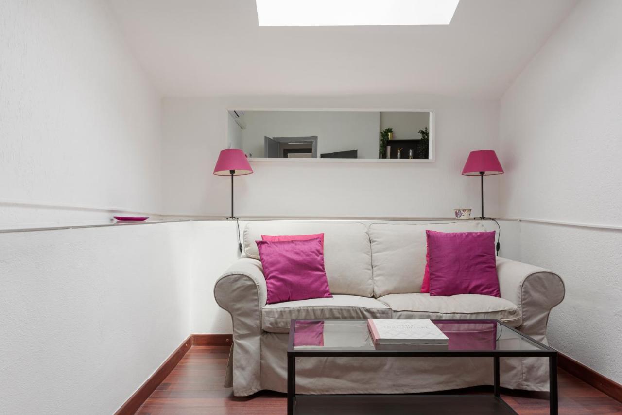 1 Bedroom Apt - Duomo 4 Milan