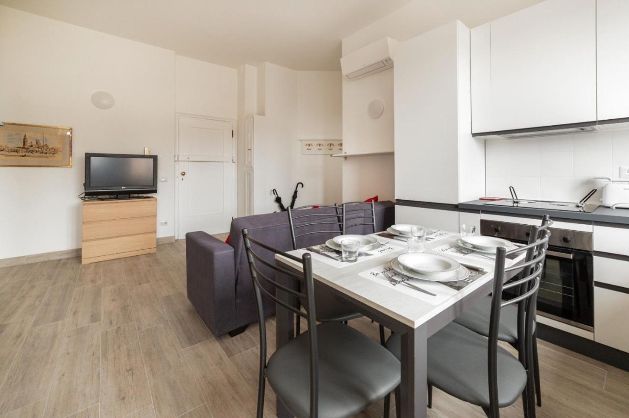 Apartamento Sant'ambrogio Bright With Terrace Milão
