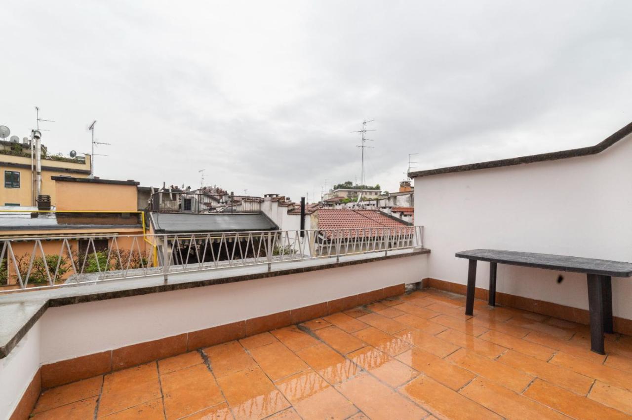 Apartamento Sant'ambrogio Bright With Terrace Milão