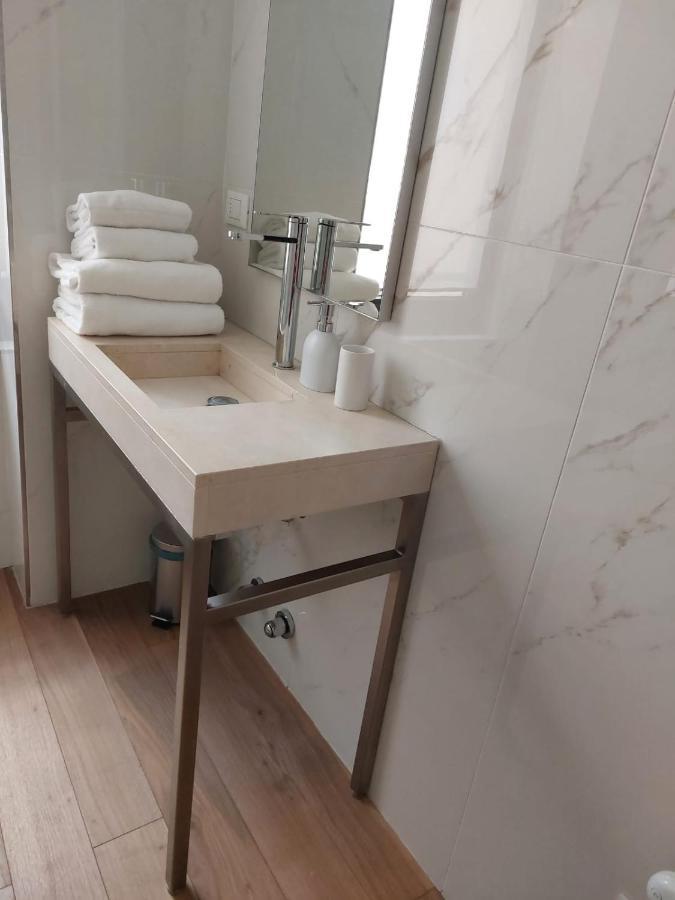 Apartamento Nj & San Pietro All'orto 6 *