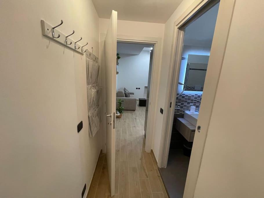 Apartamento Nel Quartiere Bayres Completamente Rinnovata Milão