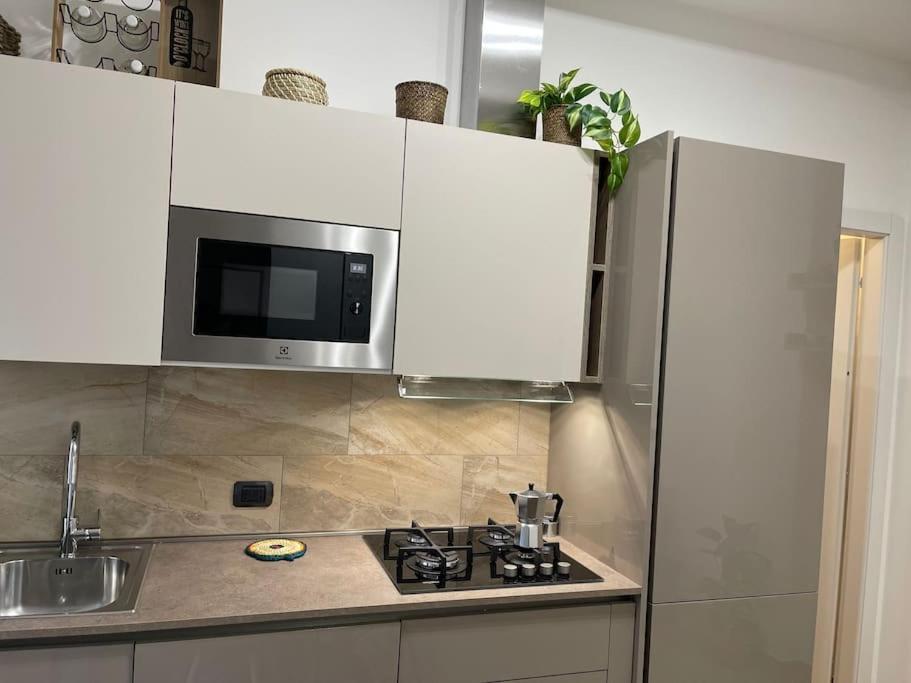 Apartamento Nel Quartiere Bayres Completamente Rinnovata *