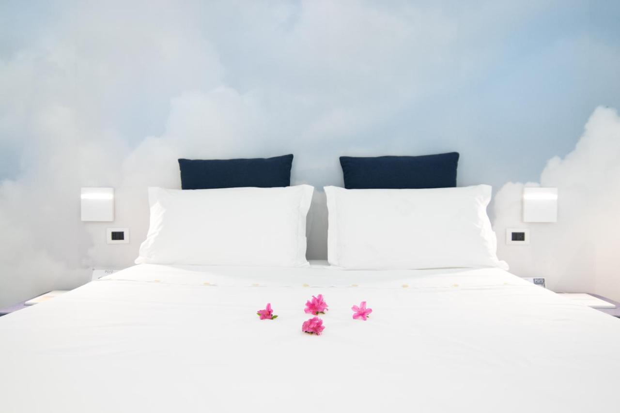 Bed & Breakfast Experience Design Bed&show 2*