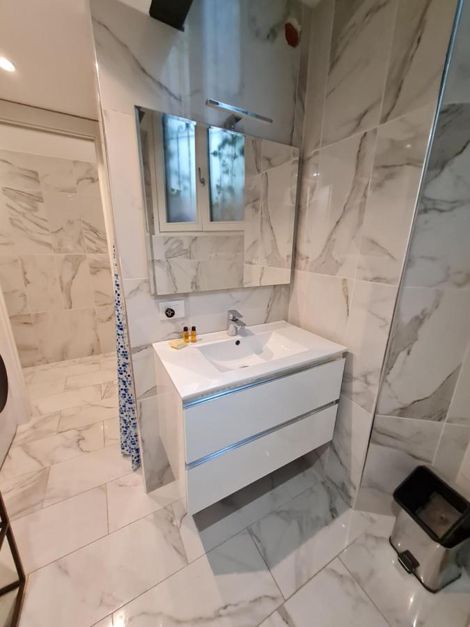 Isola - Ugo Bassi Charme Loft Apartment Milan